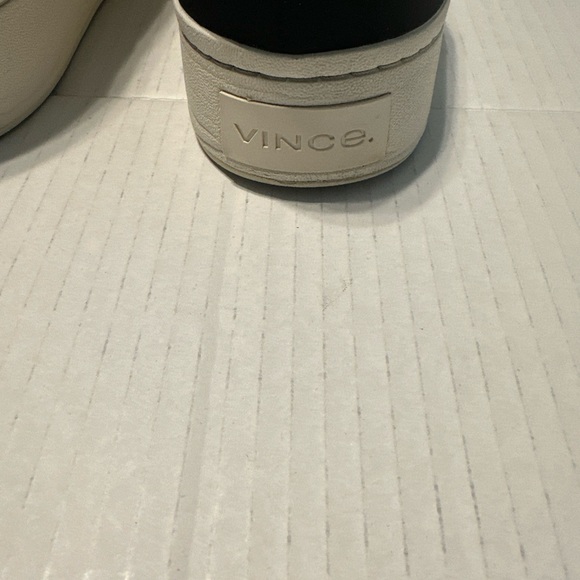 Vince Black Slip-On Microfiber Platform Sneakers Sz 9M - Picture 7 of 15
